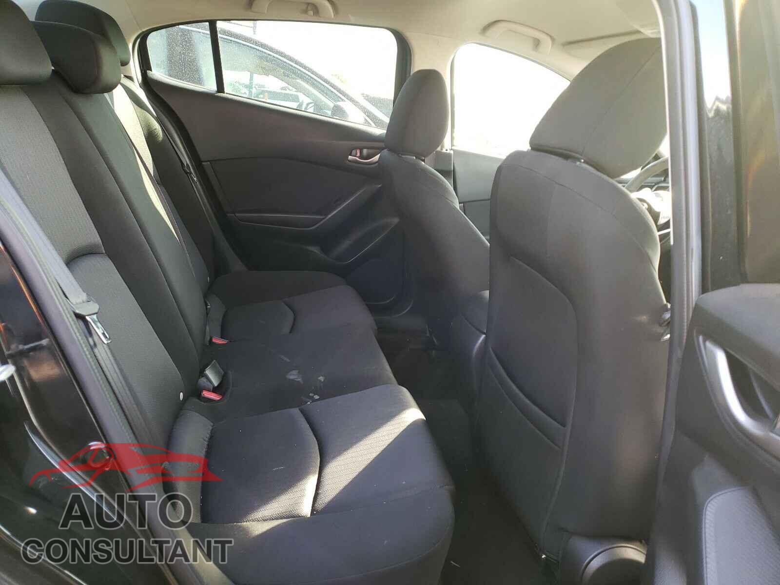 MAZDA 3 2016 - JM1BM1T77G1318973
