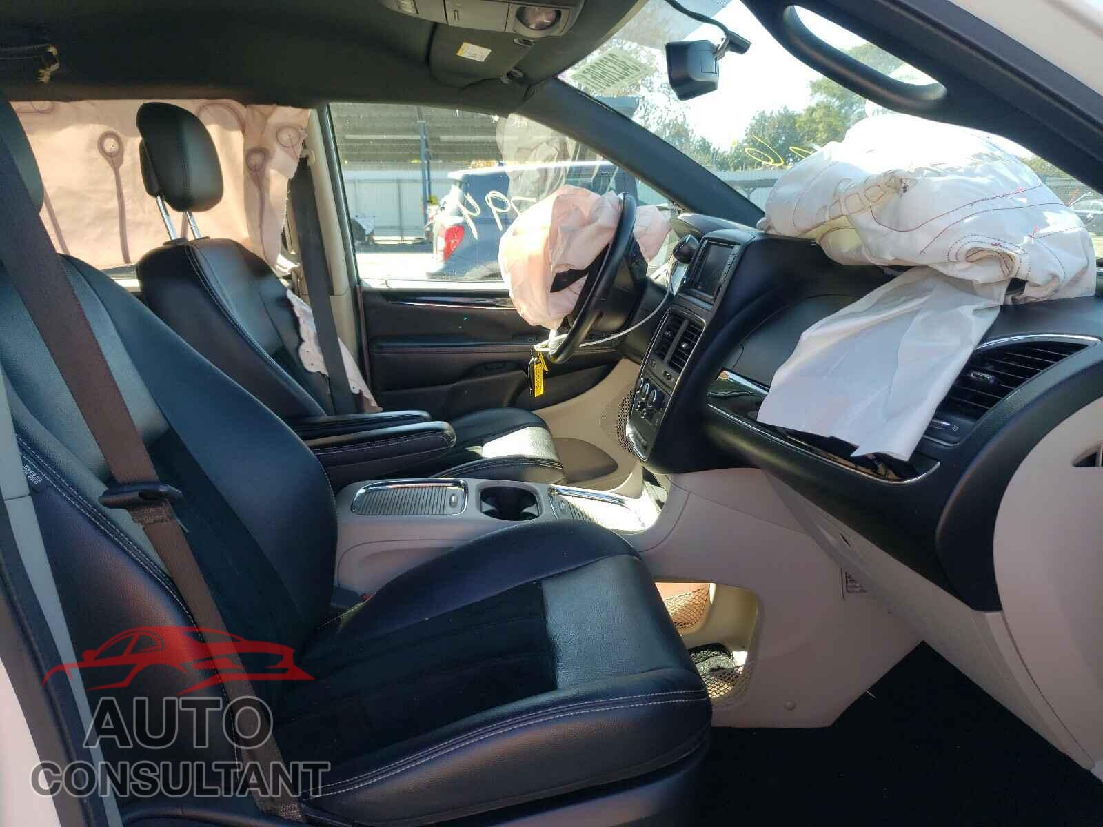 DODGE GRAND CARA 2017 - 2C4RDGCG3HR629590