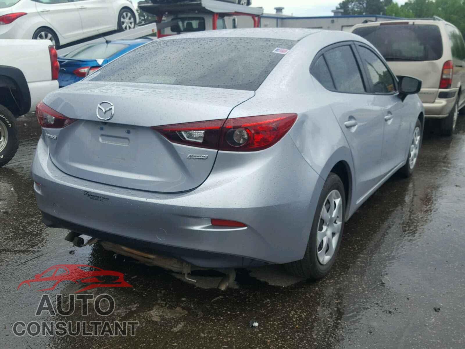 MAZDA 3 2017 - 3MZBN1U75HM107042
