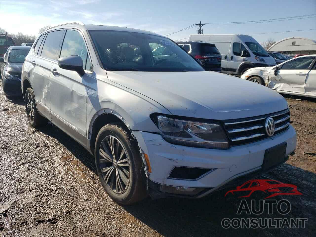 VOLKSWAGEN TIGUAN 2018 - 3VV2B7AX0JM139259