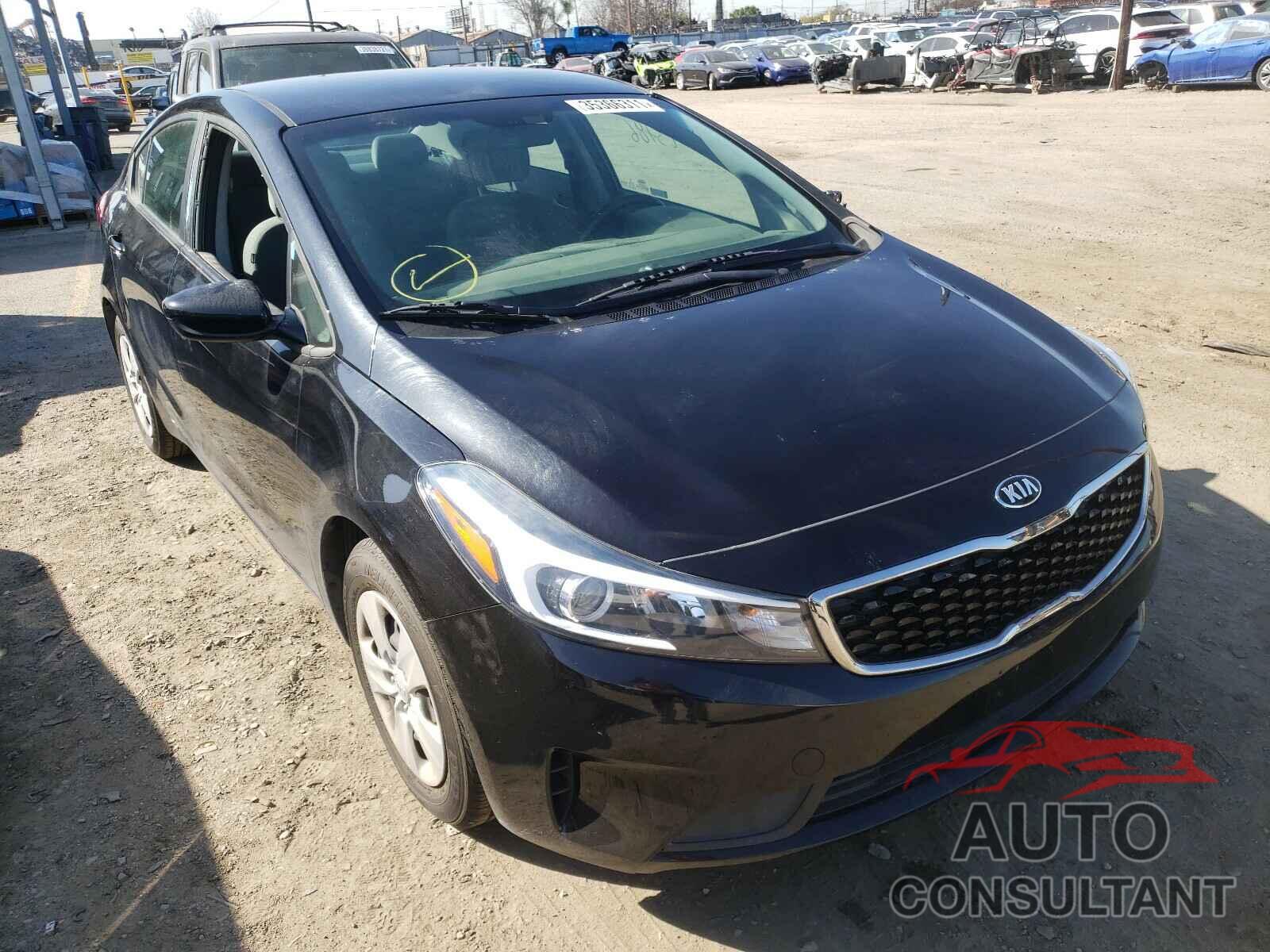 KIA FORTE 2018 - 3KPFL4A74JE220481