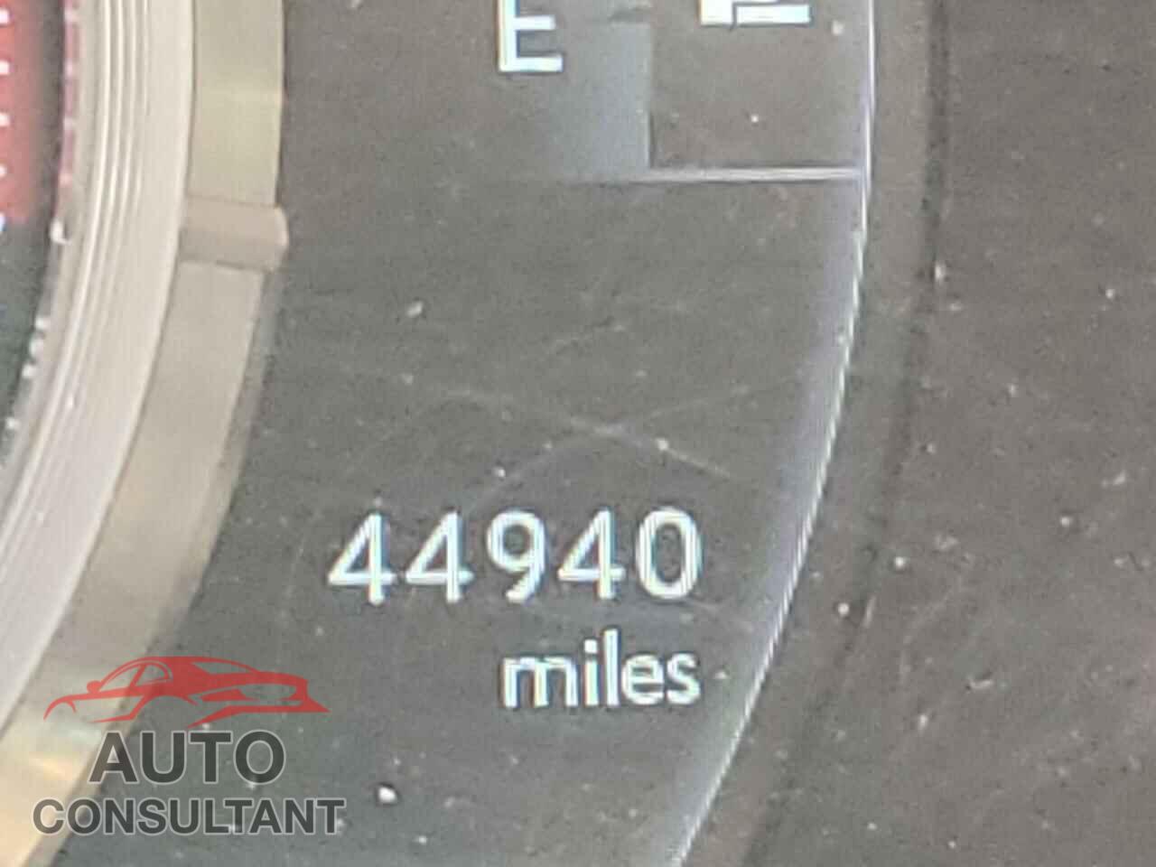LEXUS IS 2017 - JTHBA1D22H5041329