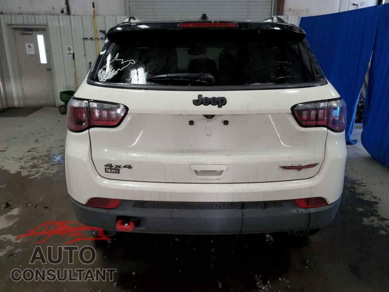 JEEP COMPASS 2019 - 3C4NJDDB5KT667741