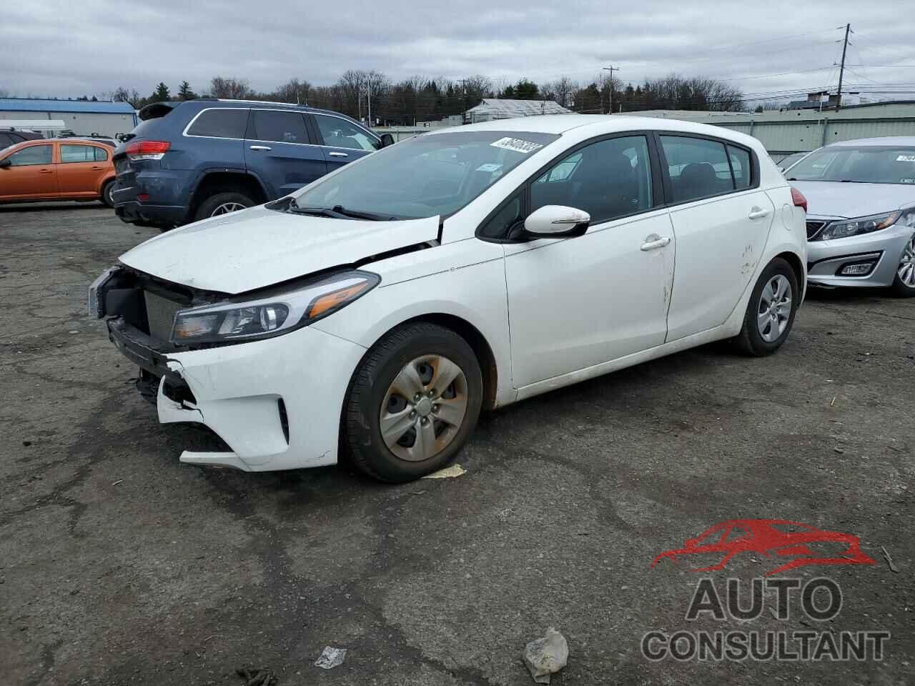 KIA FORTE 2017 - KNAFK5A84H5696511