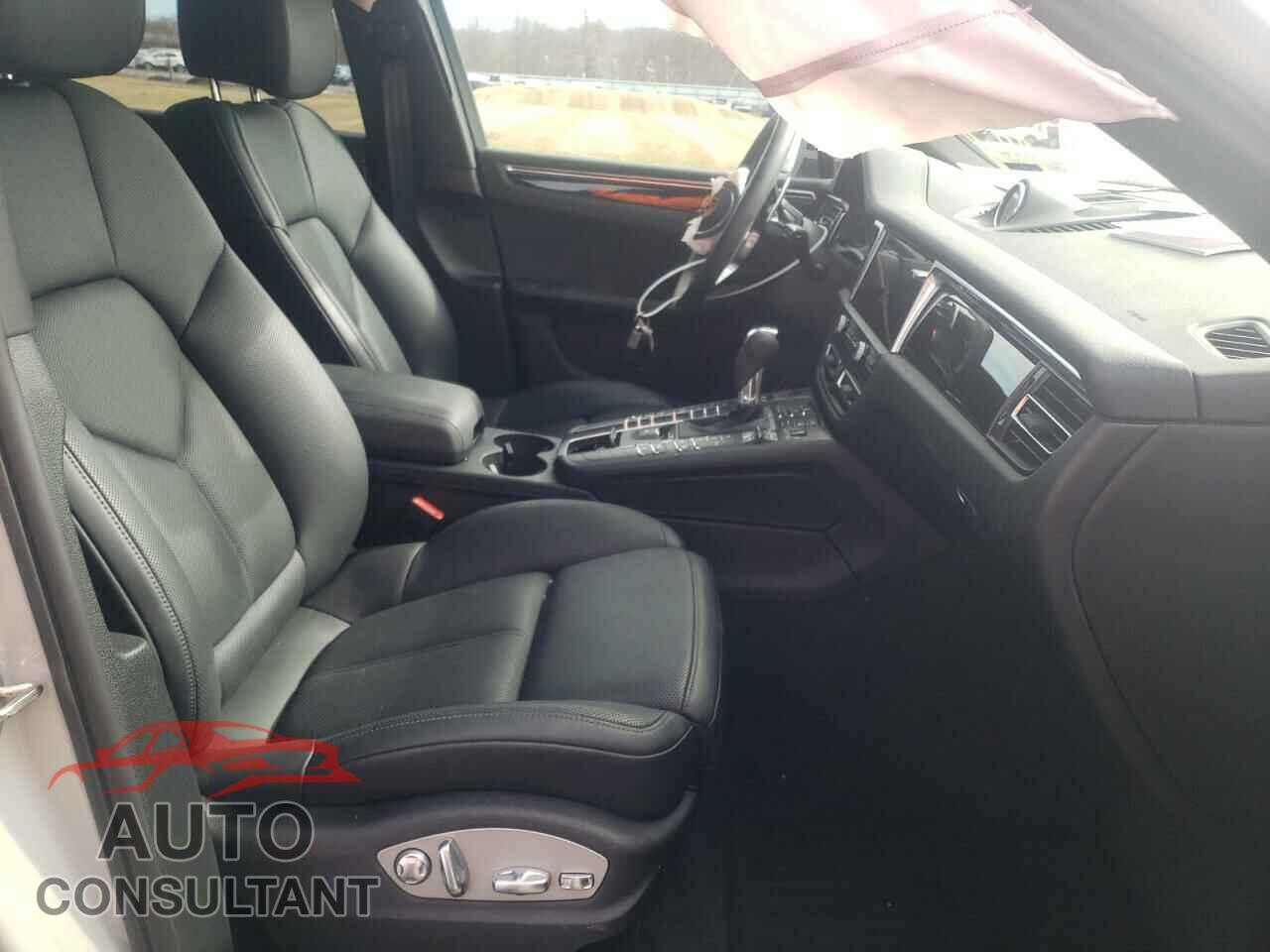 PORSCHE MACAN 2021 - WP1AA2A52MLB04936