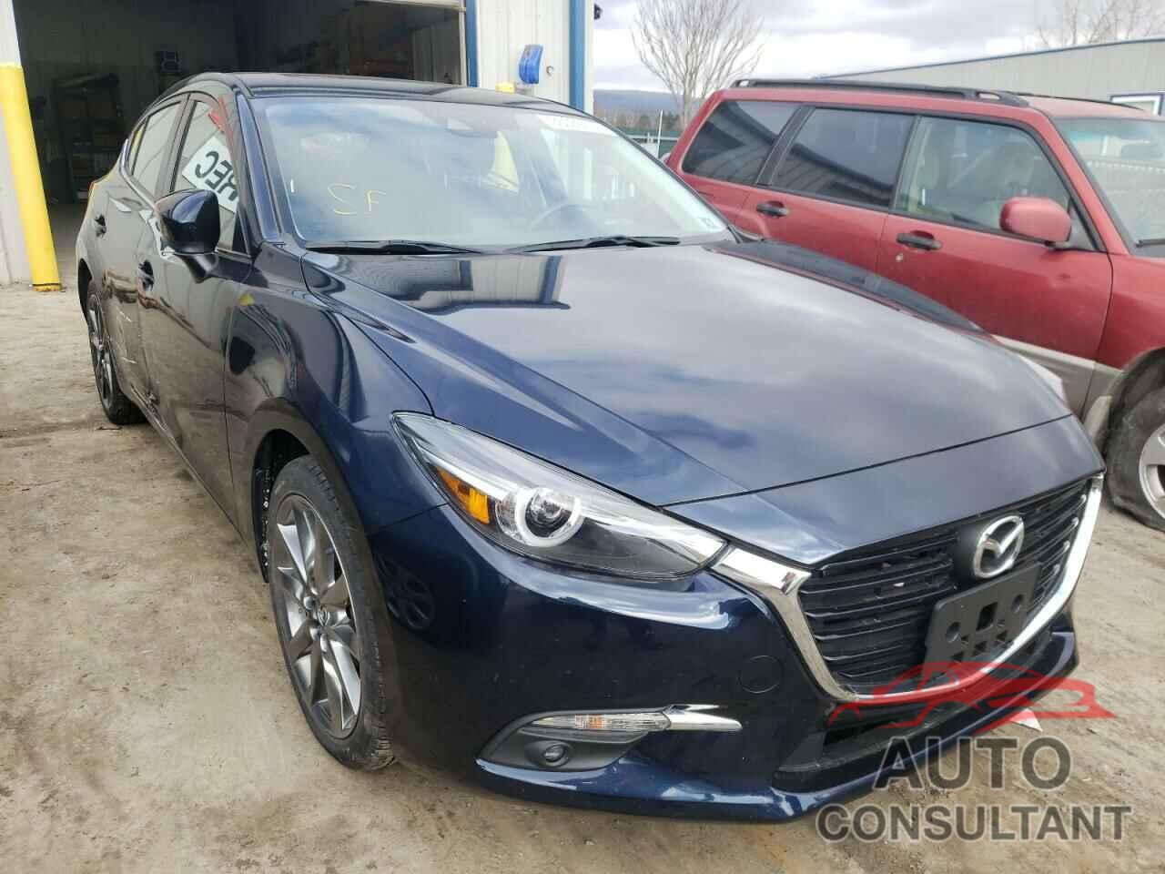 MAZDA 3 2018 - 3MZBN1M31JM163580