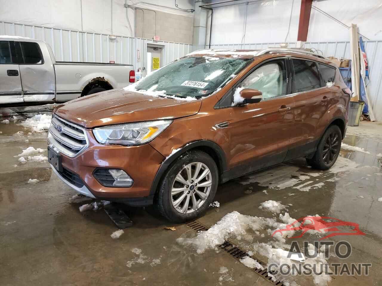 FORD ESCAPE 2017 - 1FMCU9JD2HUD01618