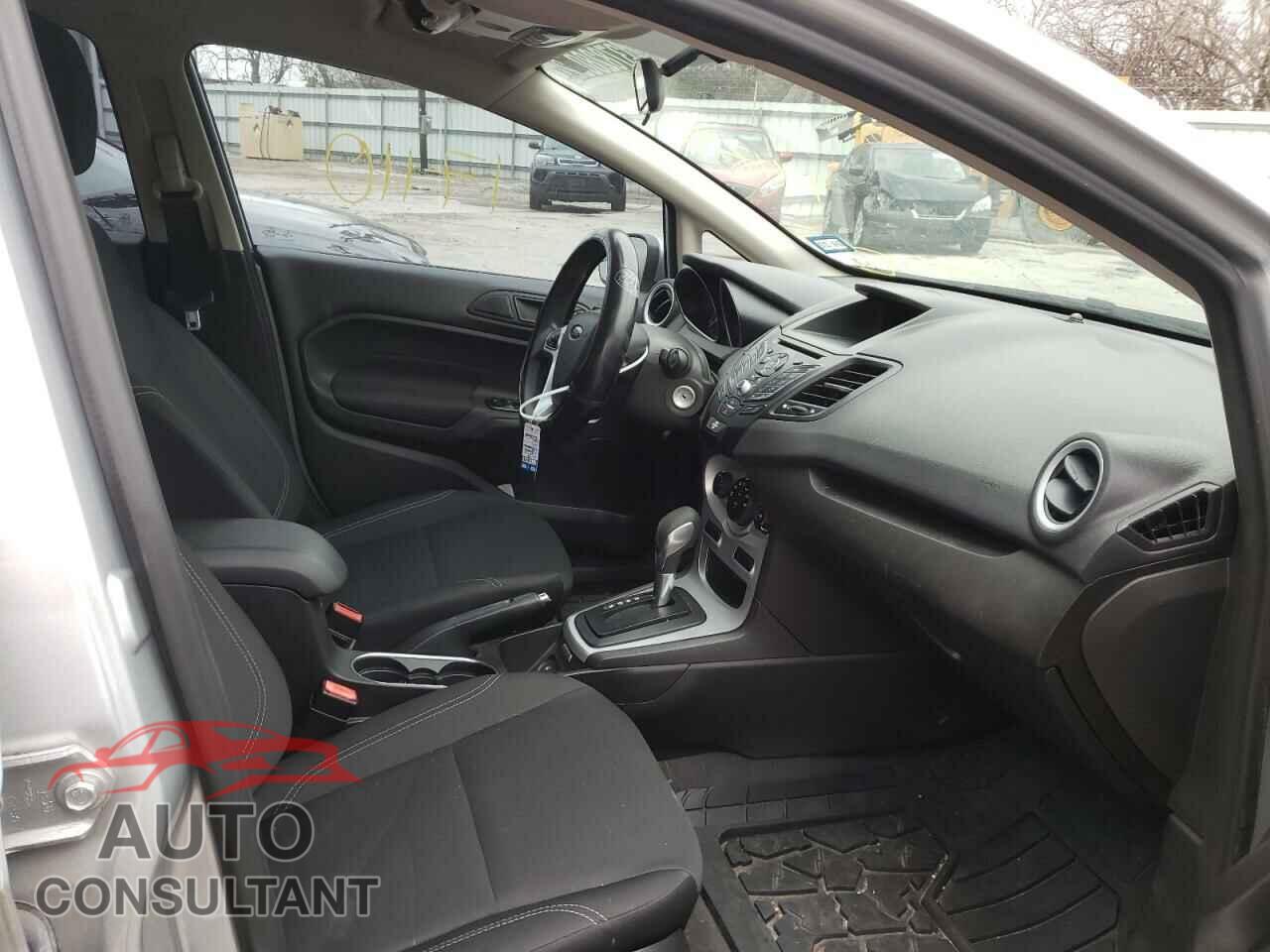 FORD FIESTA 2019 - 3FADP4EJ5KM114779