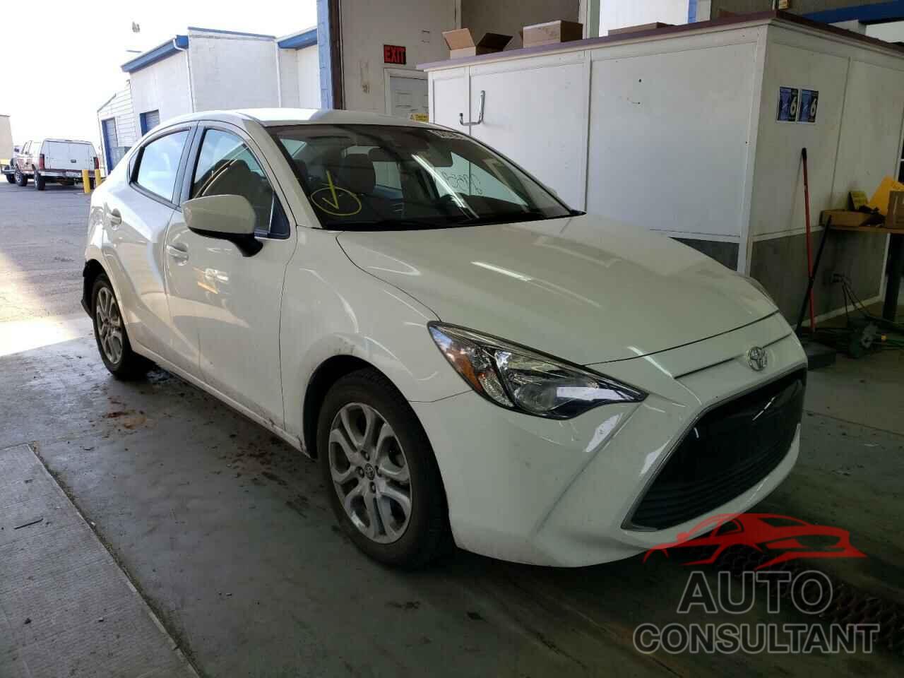 TOYOTA YARIS 2018 - 3MYDLBYV6JY311042