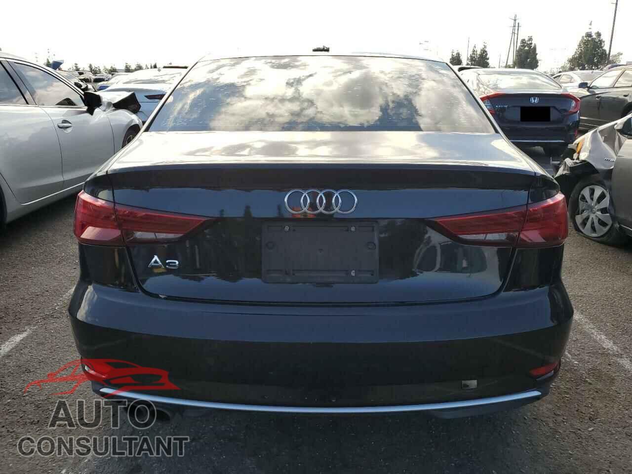 AUDI A3 2017 - WAUAUGFF5H1054572