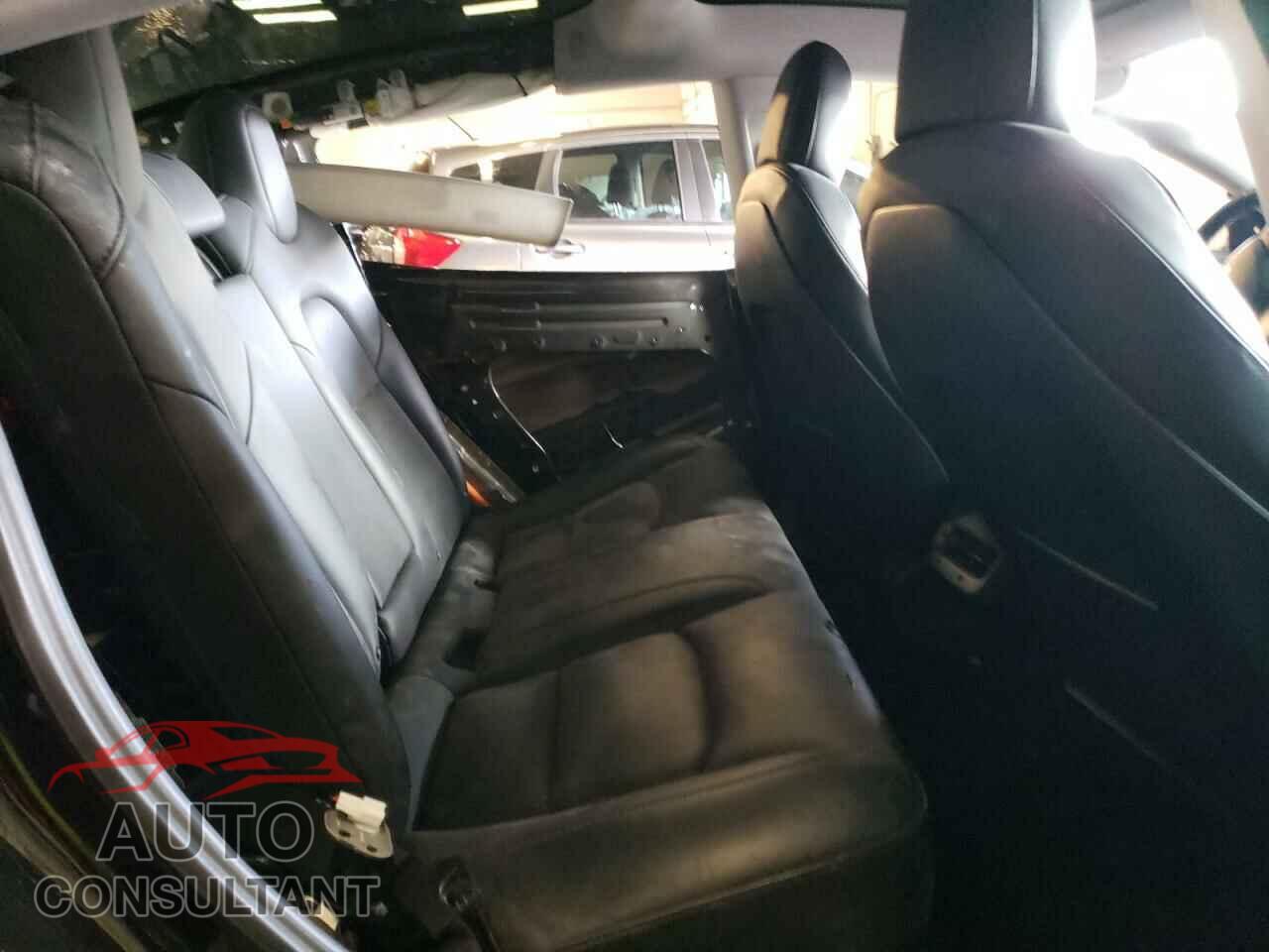 TESLA MODEL 3 2018 - 5YJ3E1EB7JF186816