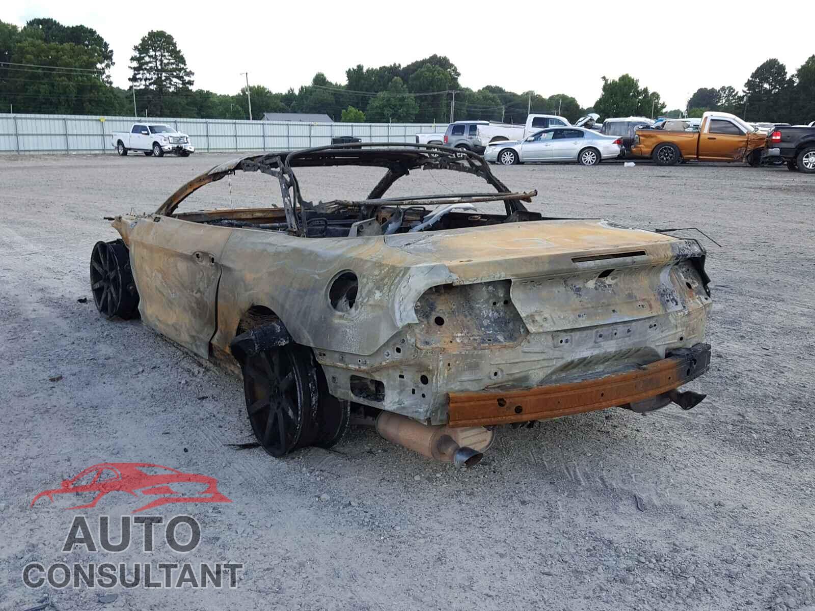FORD MUSTANG 2015 - 1FATP8EM1F5387064
