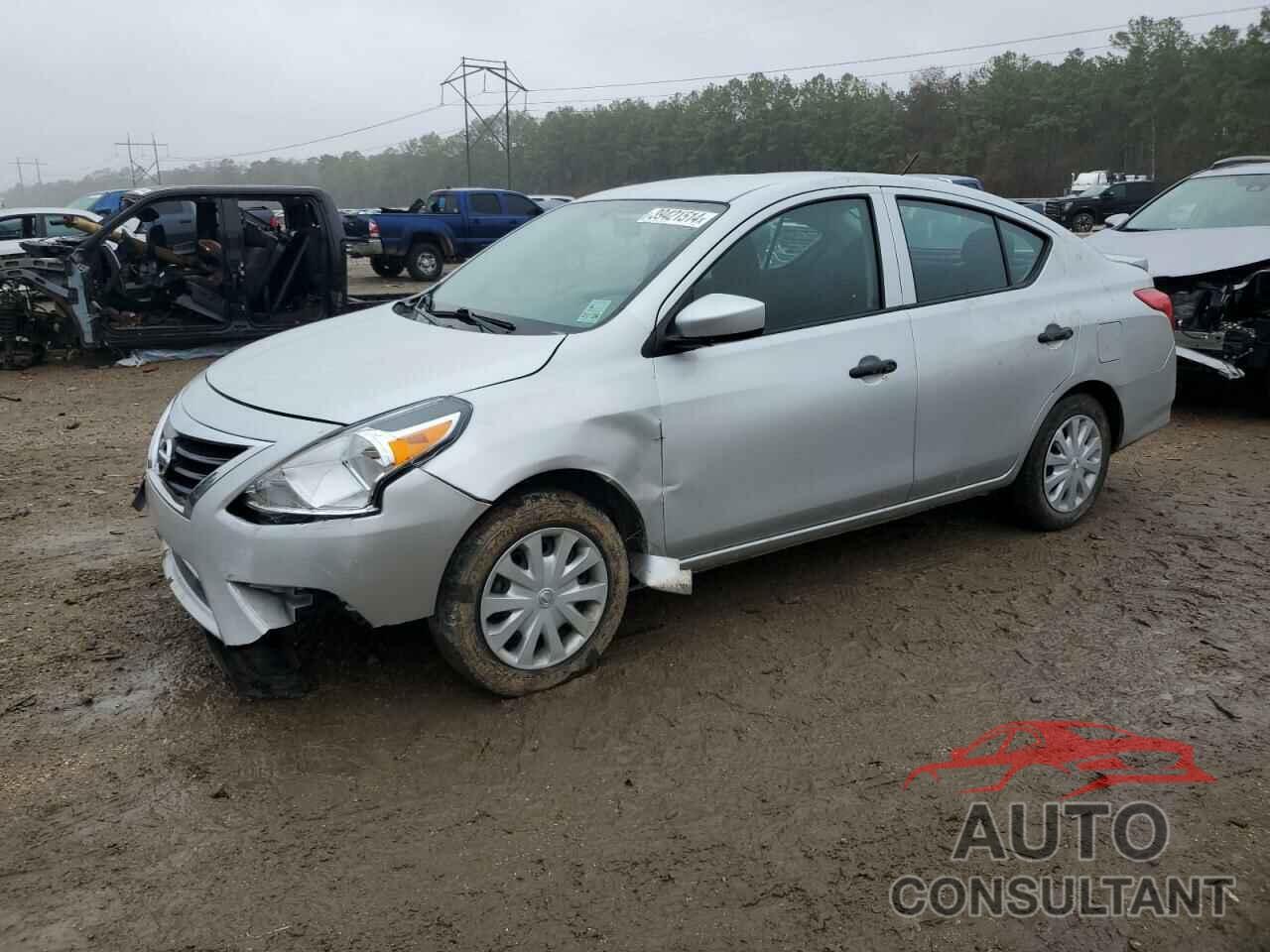 NISSAN VERSA 2019 - 3N1CN7AP4KL820657