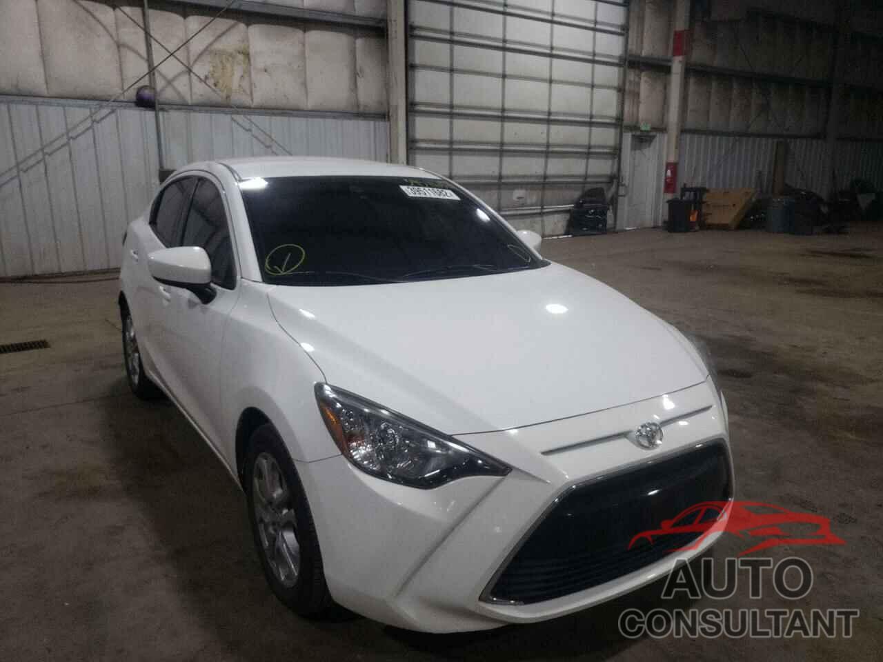 TOYOTA YARIS 2018 - 3MYDLBYV0JY324191