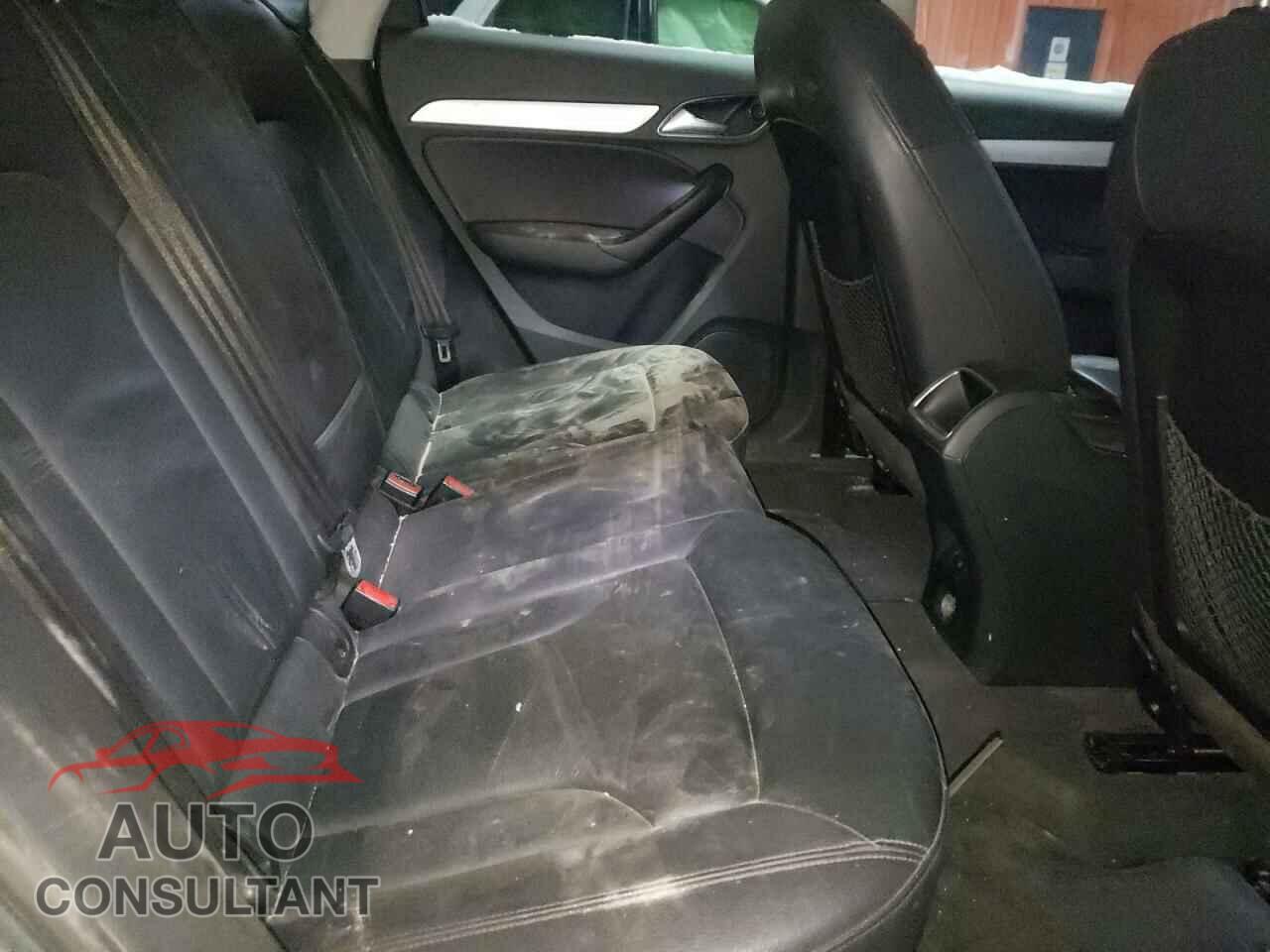 AUDI Q3 2016 - WA1EFCFS7GR017635