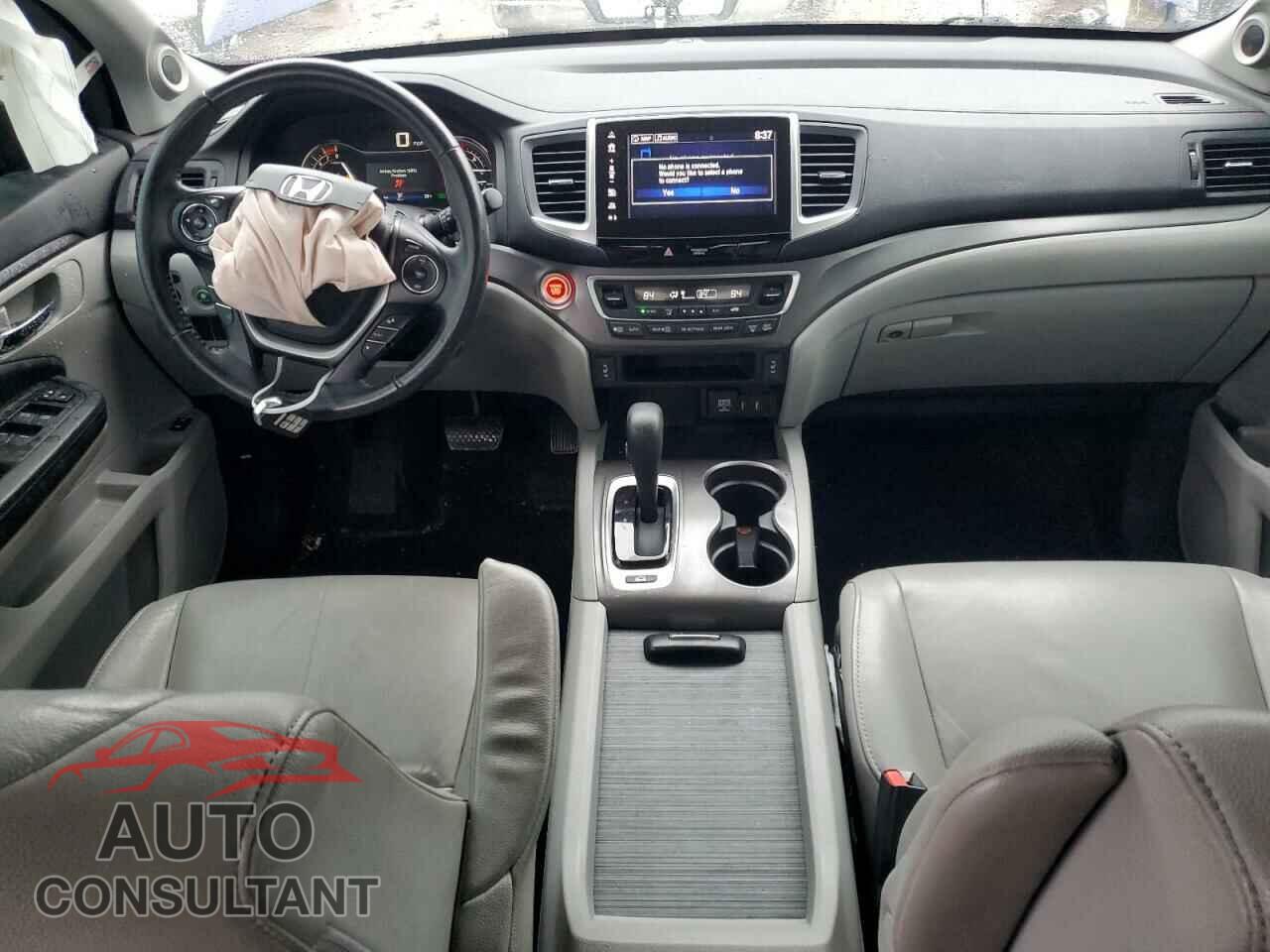 HONDA PILOT 2017 - 5FNYF6H74HB007357