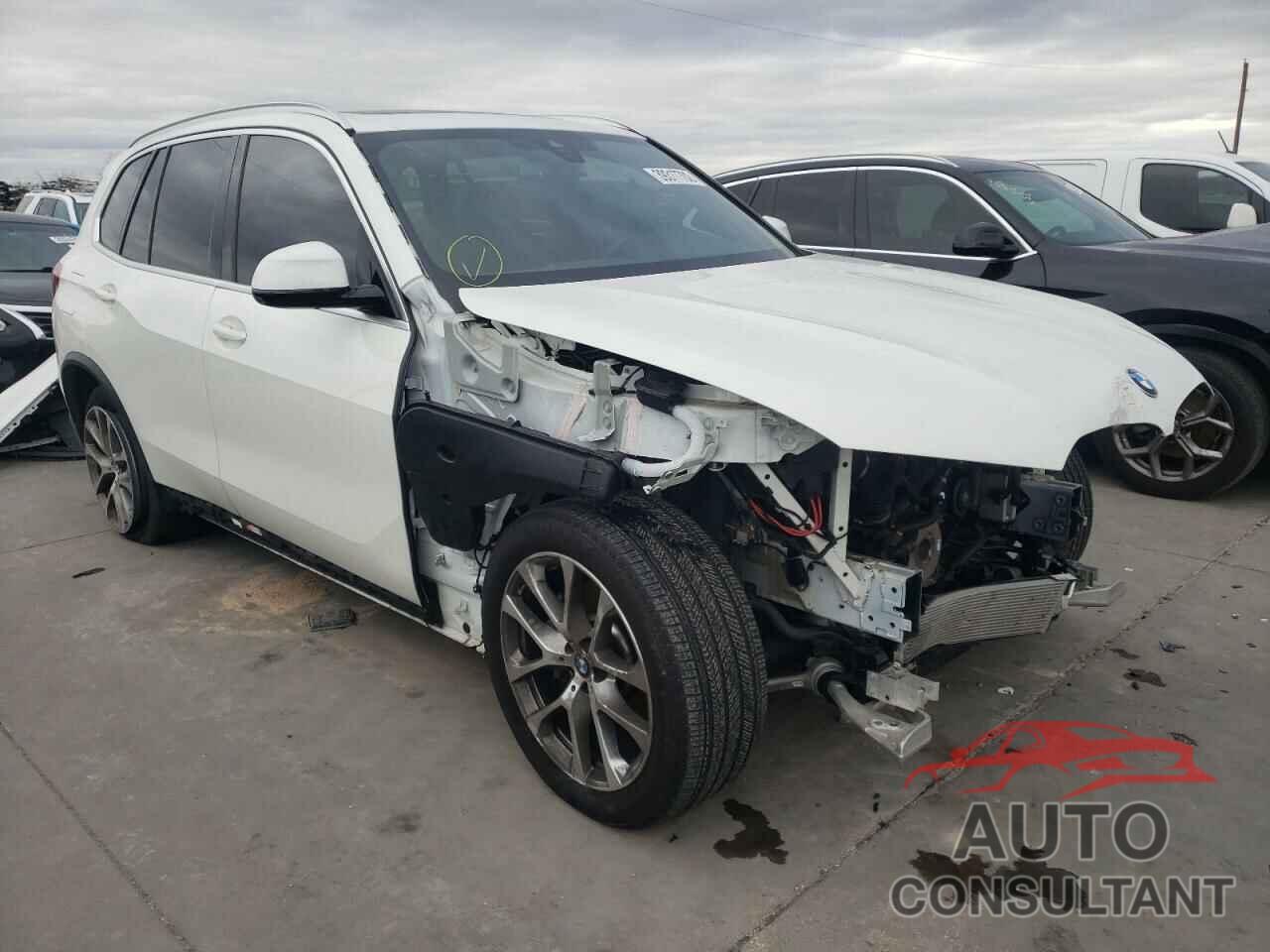 BMW X5 2021 - 5UXCR6C04M9G82398