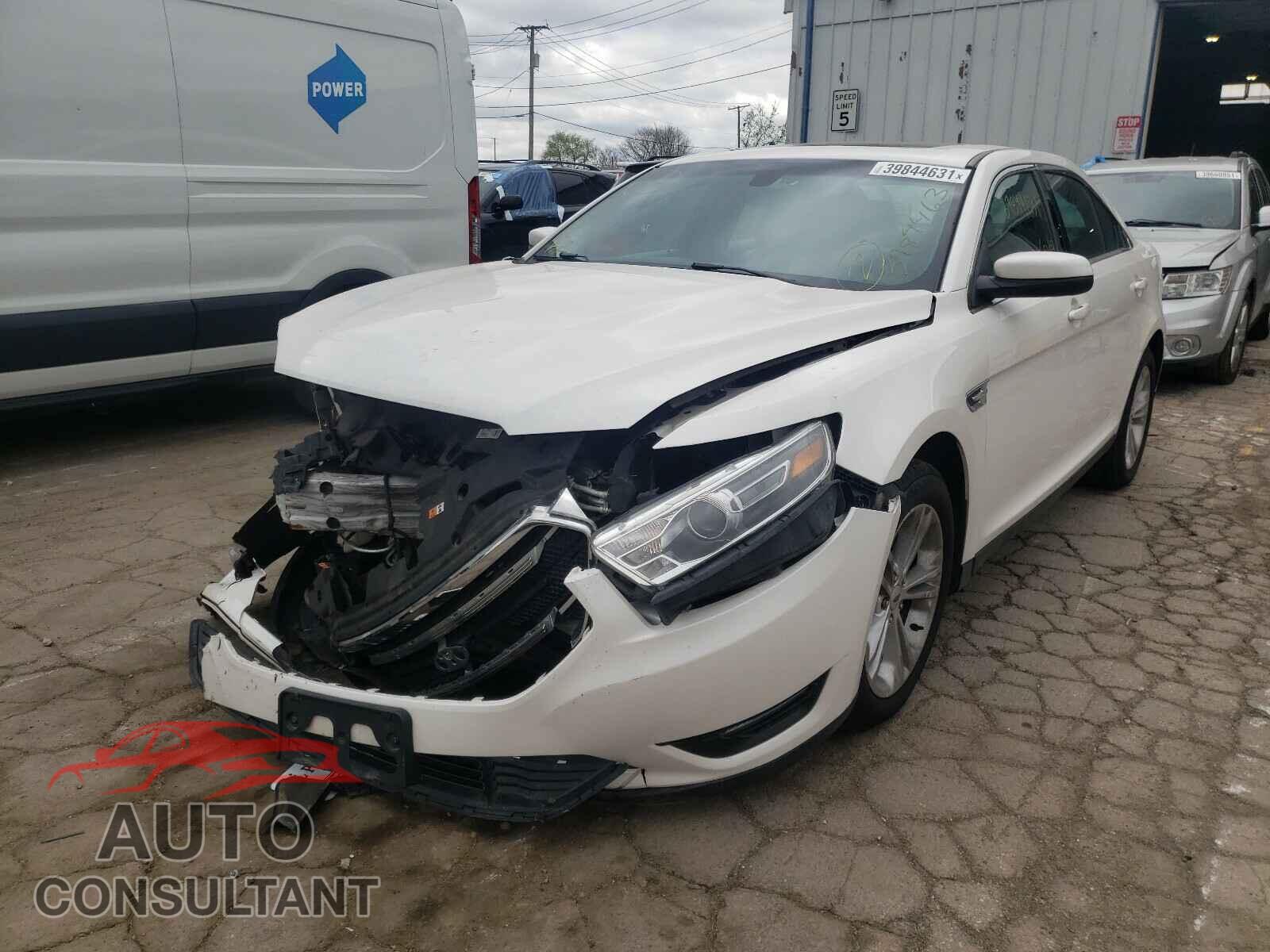 FORD TAURUS 2016 - 1FAHP2E88GG156044