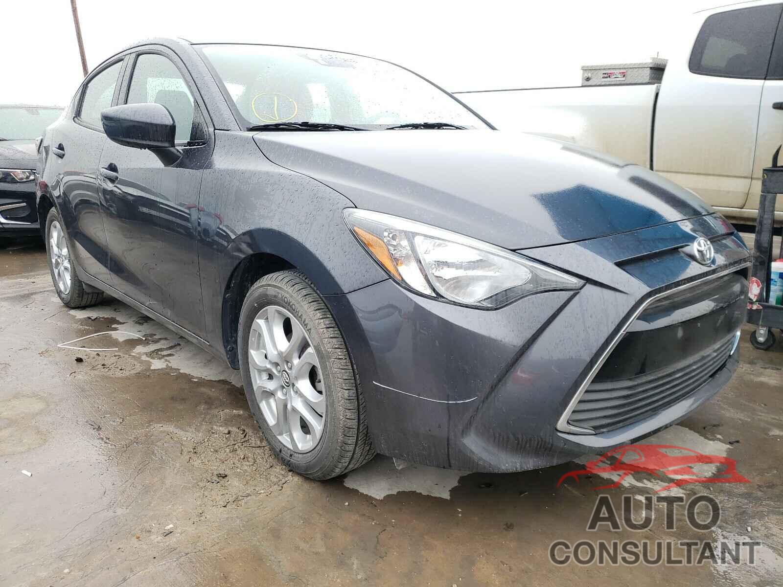 TOYOTA YARIS 2018 - 3MYDLBYV9JY327705