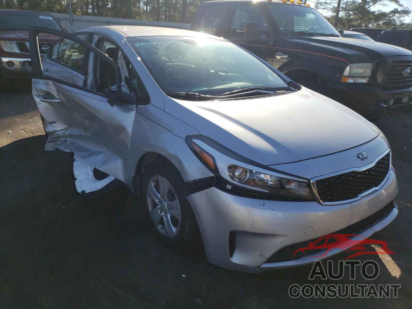 KIA FORTE 2018 - 3KPFK4A77JE282914