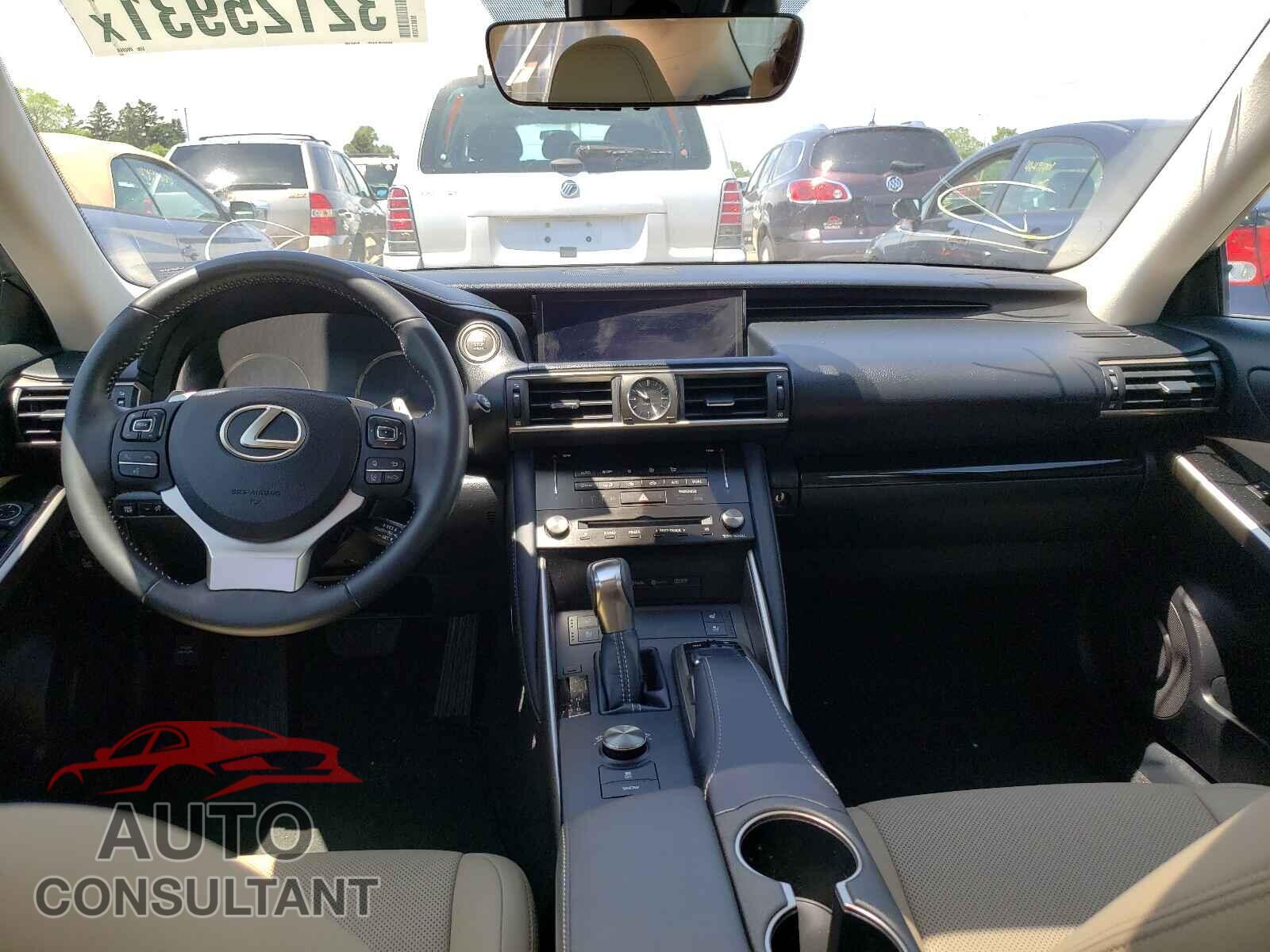 LEXUS IS 2018 - JTHBA1D26J5080964