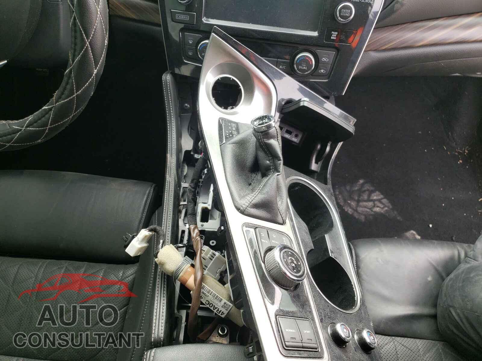 NISSAN MAXIMA 2018 - 1N4AA6AP1JC389253