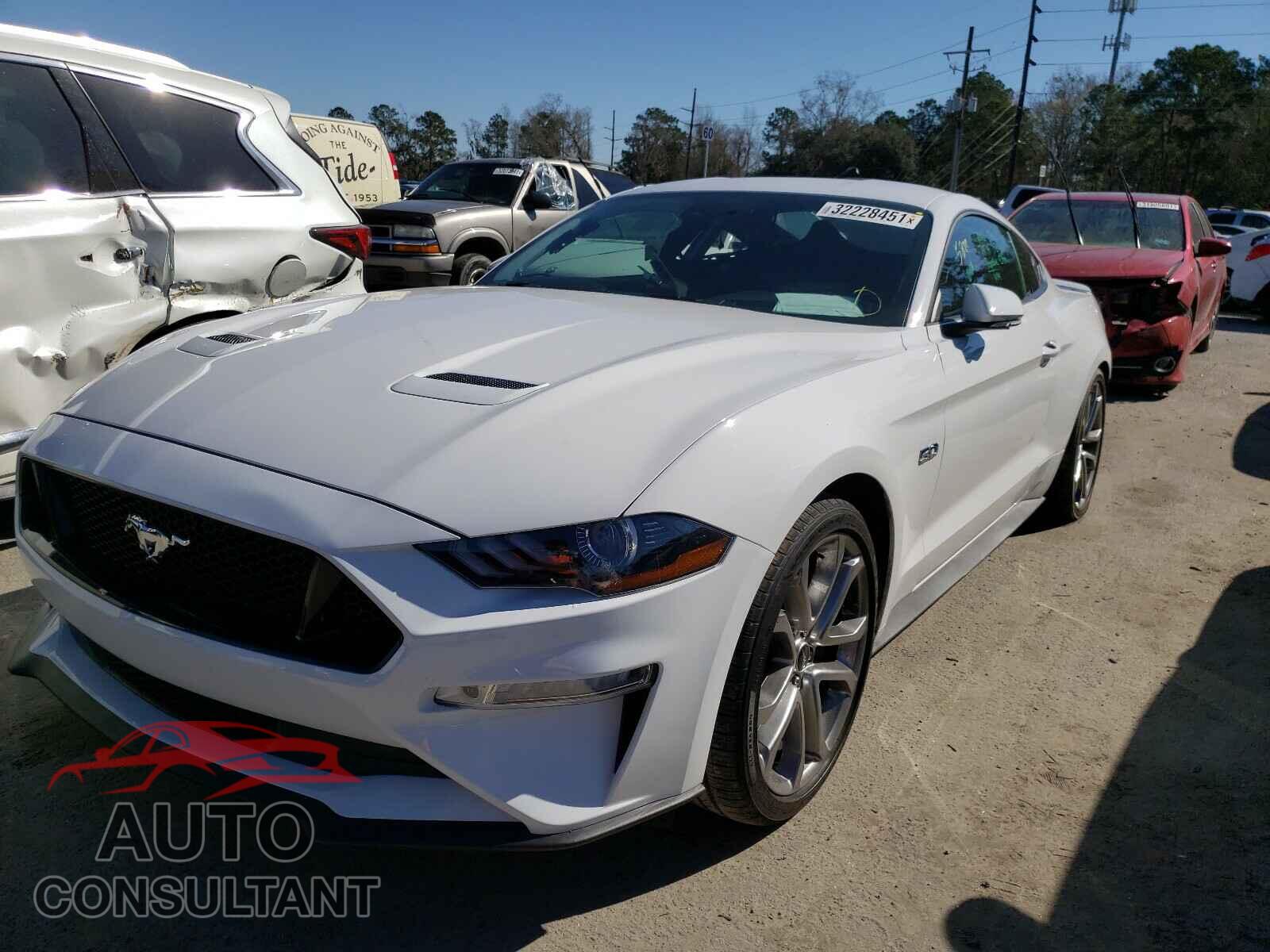 FORD MUSTANG 2020 - 1FA6P8CF6L5172051