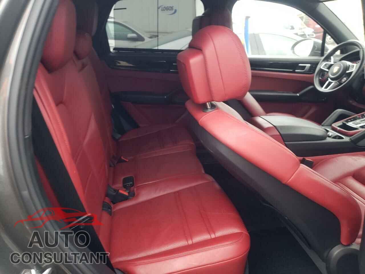 PORSCHE CAYENNE 2019 - WP1AE2AY3KDA51587