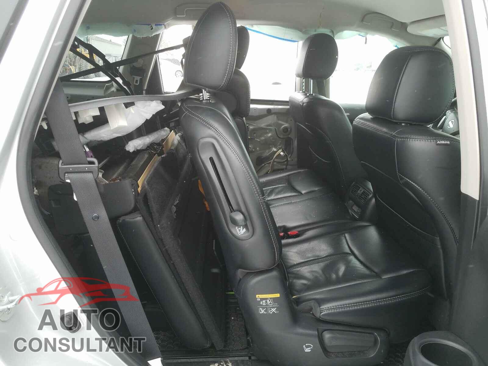 NISSAN PATHFINDER 2017 - 5N1DR2MM7HC693381