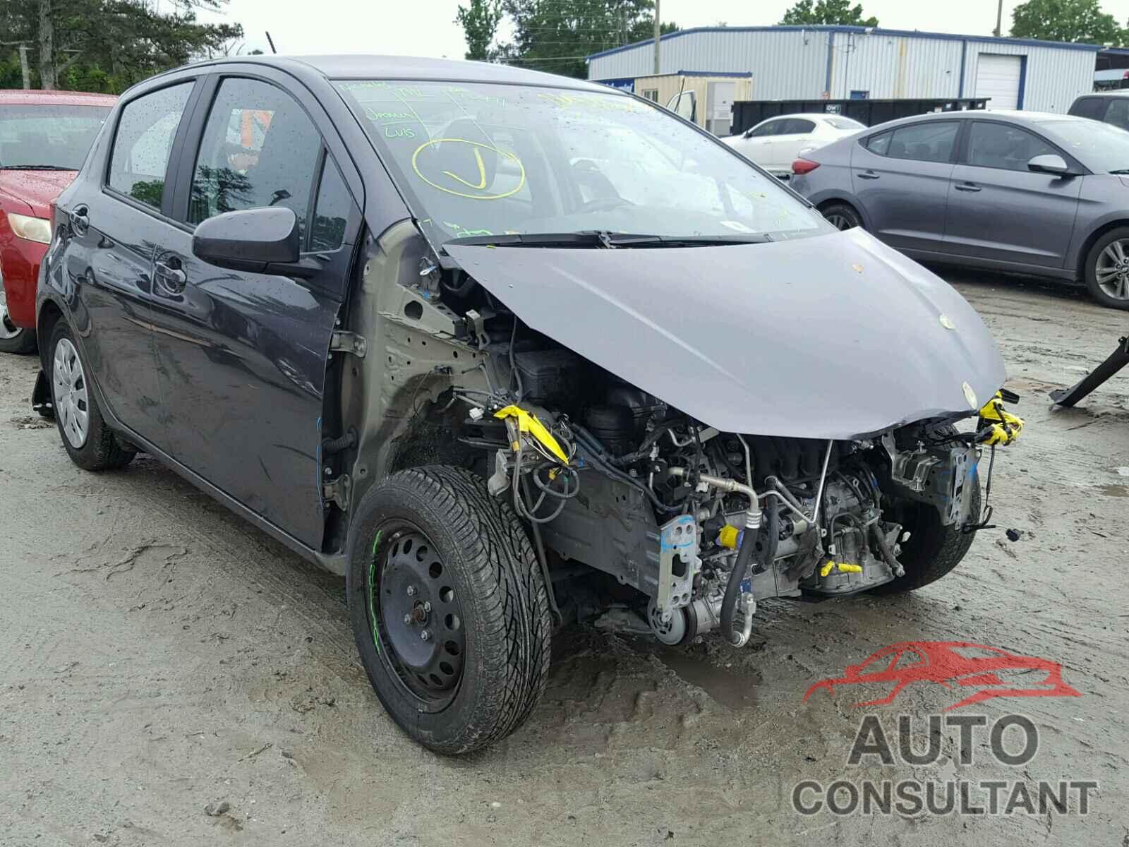 TOYOTA YARIS 2015 - VNKKTUD32FA028016