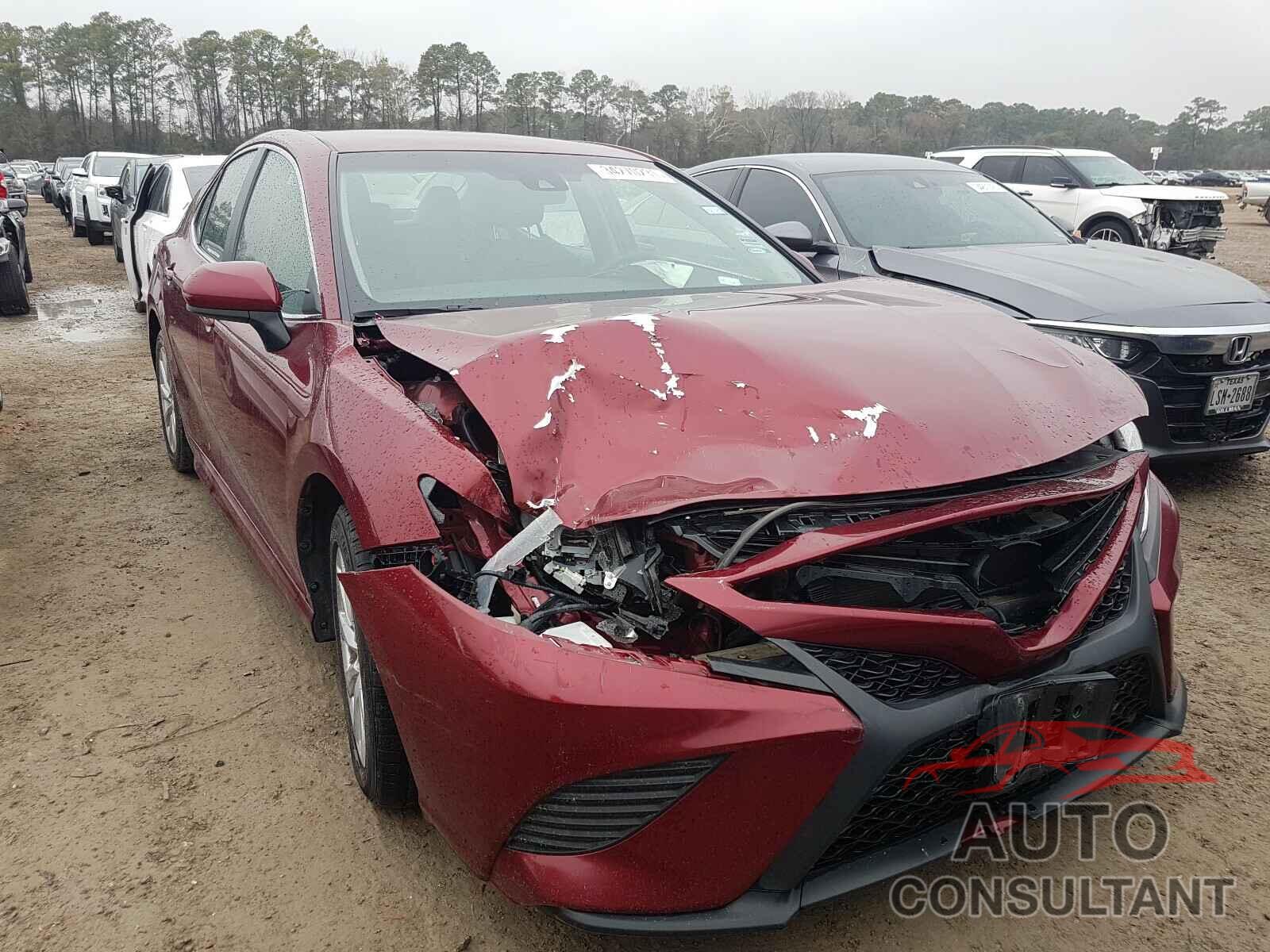 TOYOTA CAMRY 2018 - 4T1B11HK9JU528871