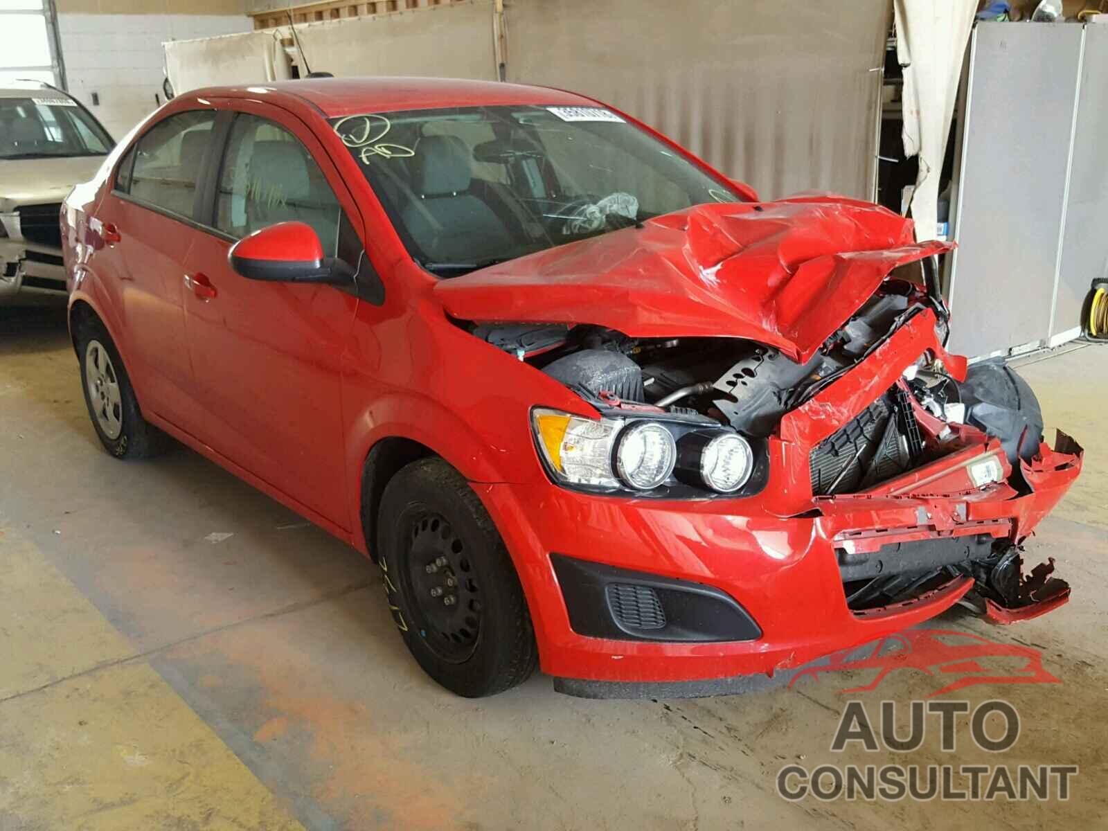 CHEVROLET SONIC 2015 - 1G1JA5SH4F4217711