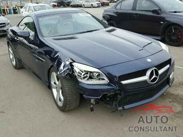 MERCEDES-BENZ SLK350 2015 - WDDPK5HAXFF113615