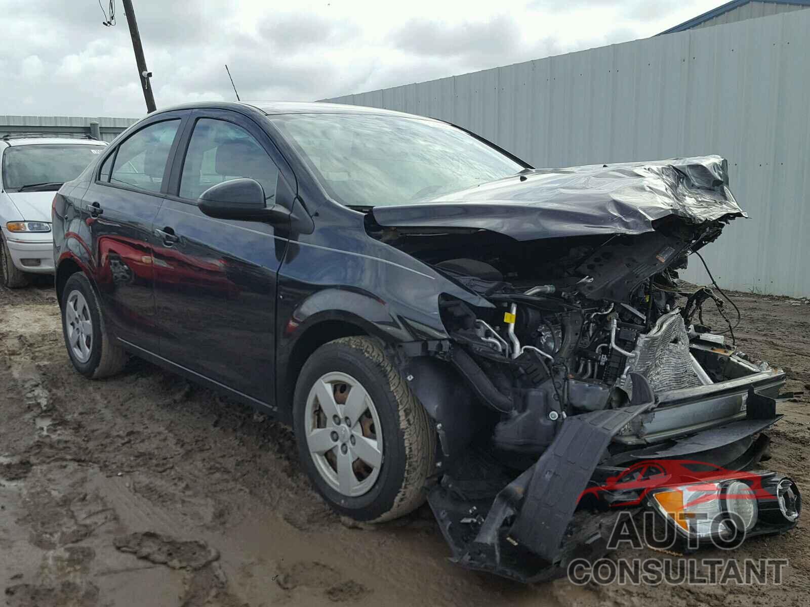 CHEVROLET SONIC 2015 - 1G1JA5SH7F4136475