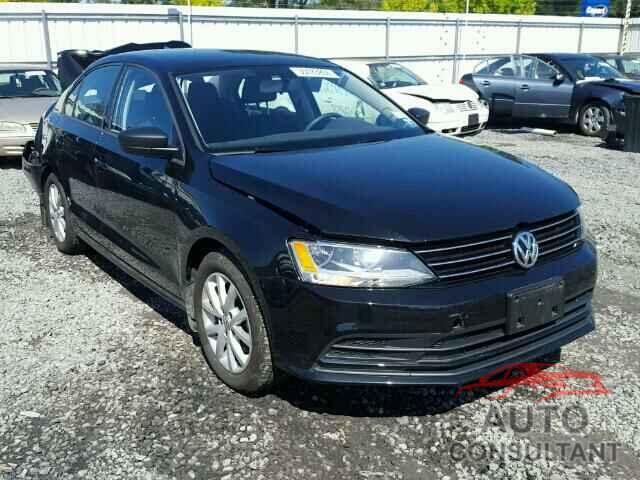 VOLKSWAGEN JETTA 2015 - 3VWD17AJ4FM349079