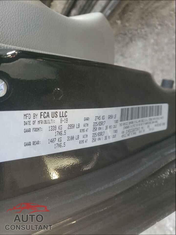 DODGE GRAND CARA 2019 - 2C4RDGCG6KR753473