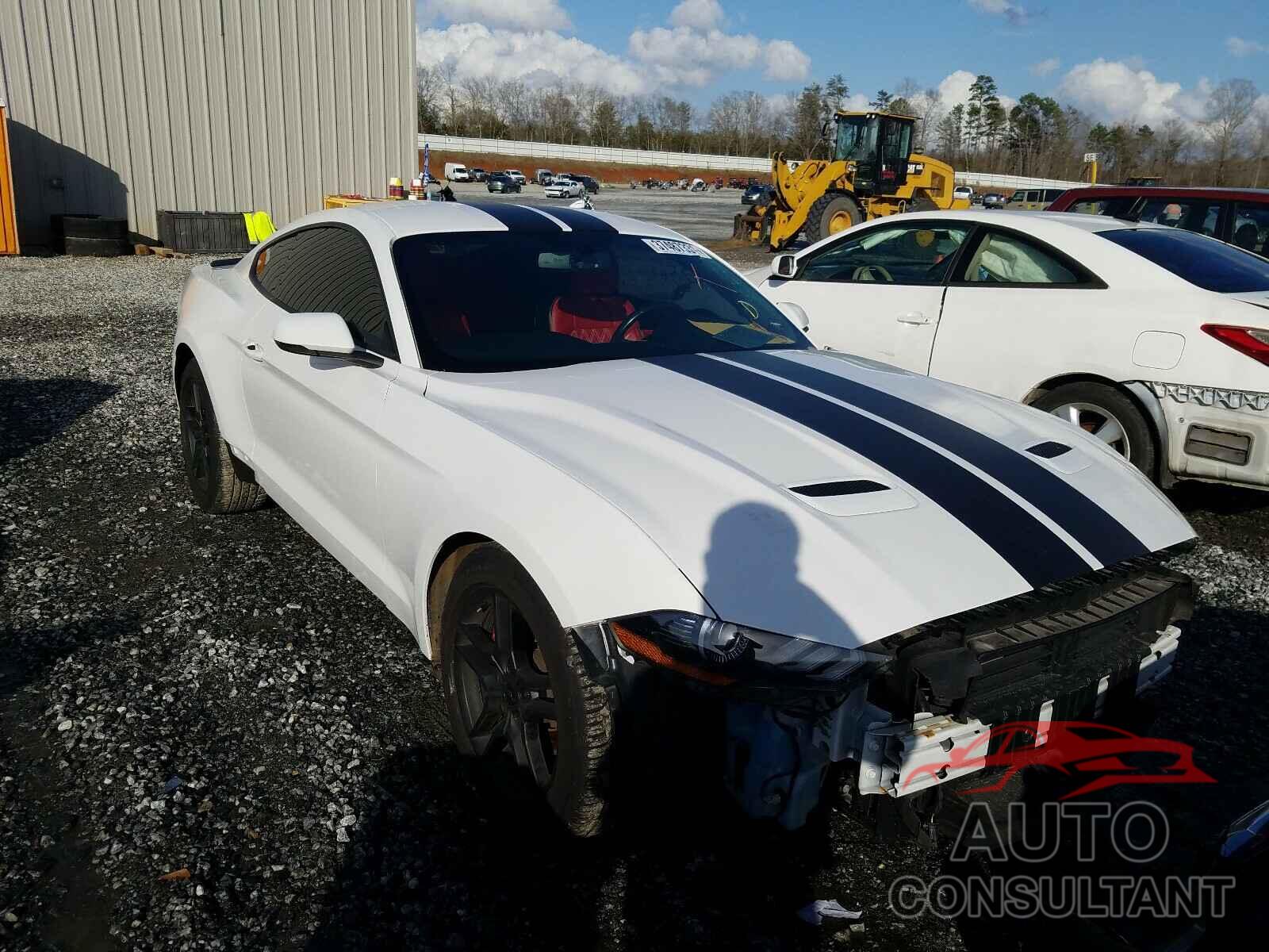 FORD MUSTANG 2018 - 1FA6P8TH8J5156500