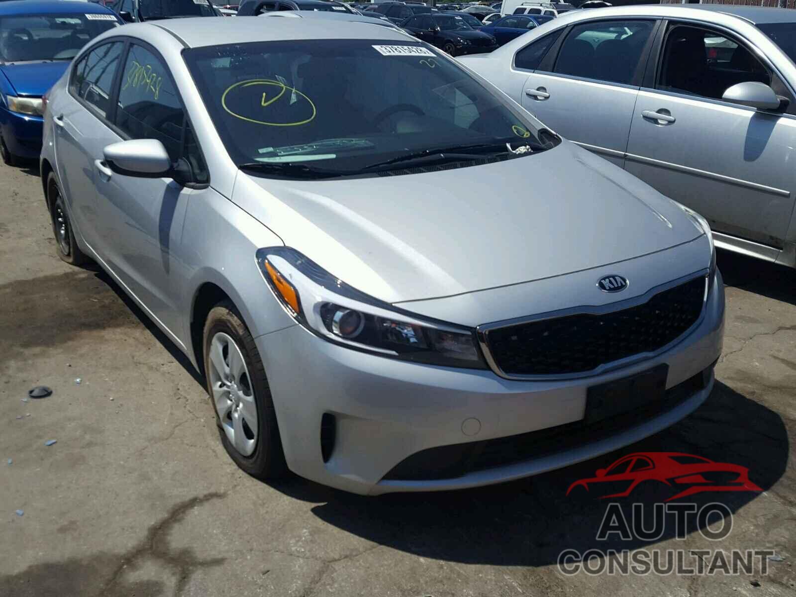 KIA FORTE 2018 - 3KPFK4A71JE252727