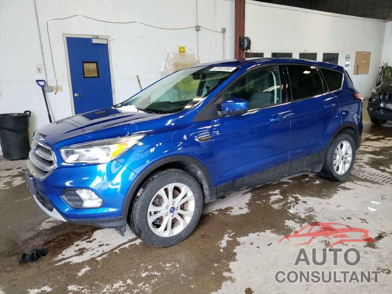 FORD ESCAPE 2017 - 1FMCU9G92HUE08655