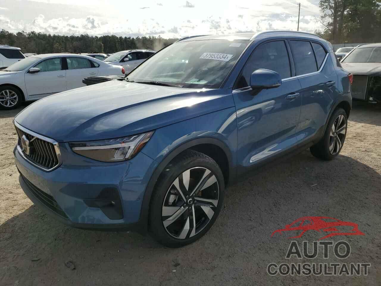 VOLVO XC40 PLUS 2023 - YV4L12UN4P2103946