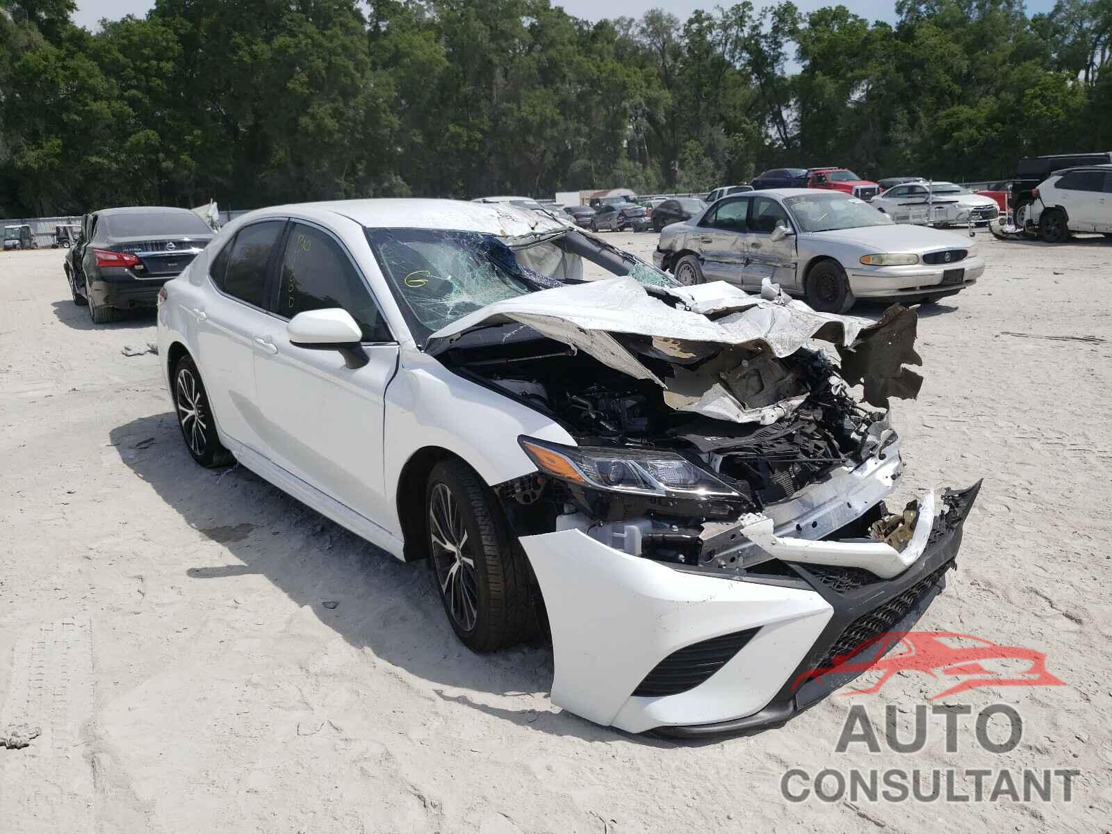 TOYOTA CAMRY 2020 - 4T1G11AK6LU998763