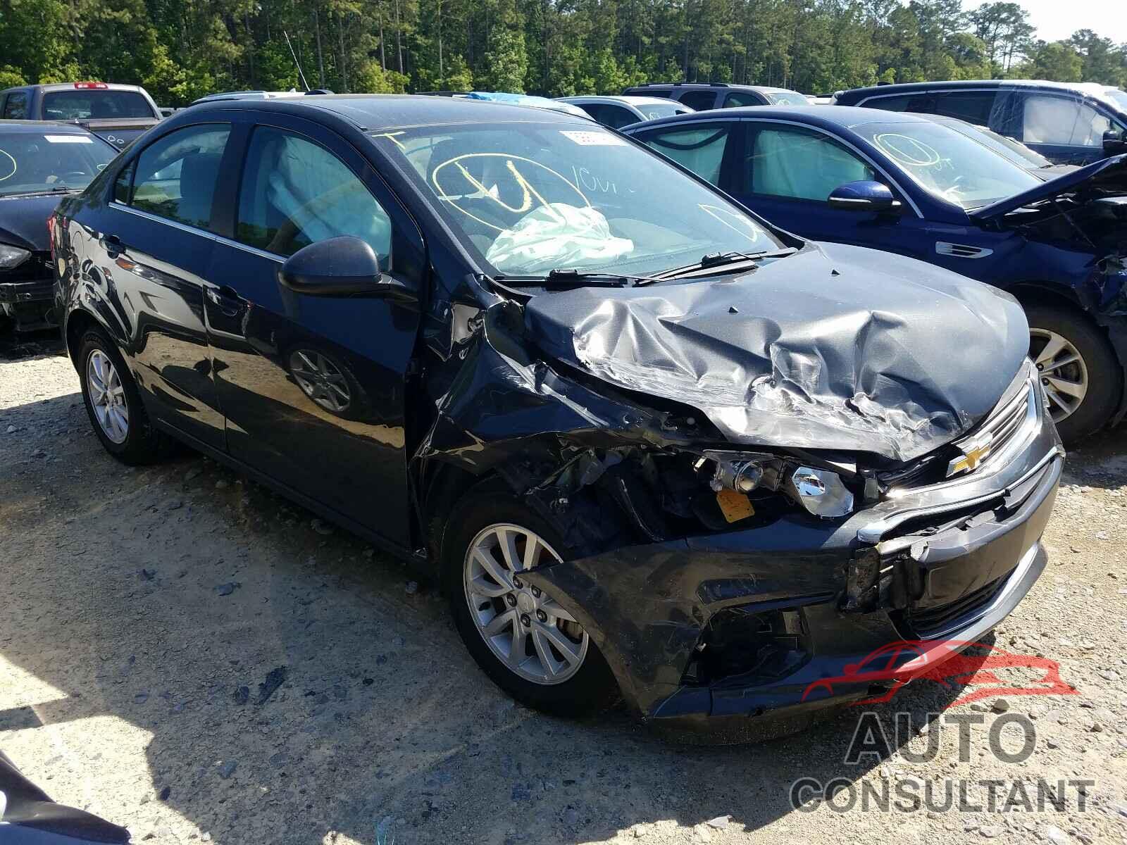CHEVROLET SONIC 2017 - 1G1JD5SH1H4126325