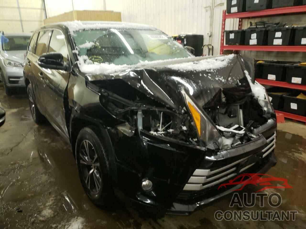 TOYOTA HIGHLANDER 2019 - 5TDBZRFHXKS709115