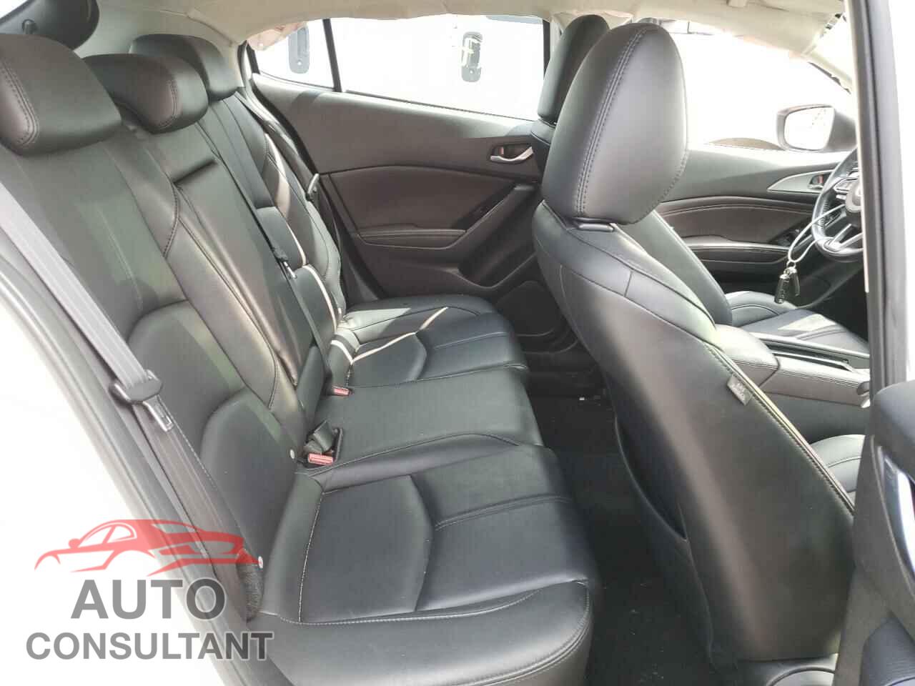MAZDA 3 2017 - 3MZBN1L75HM152192
