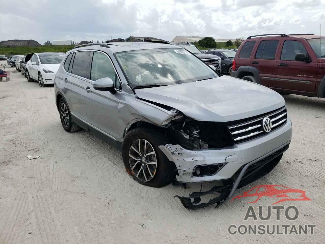 VOLKSWAGEN TIGUAN 2020 - 3VV3B7AX8LM077861