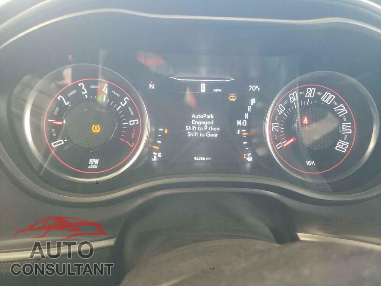 DODGE CHALLENGER 2019 - 2C3CDZAGXKH665640