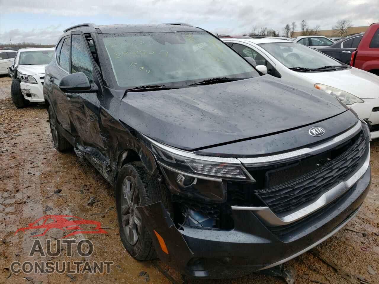 KIA SELTOS 2021 - KNDEUCAA7M7043315