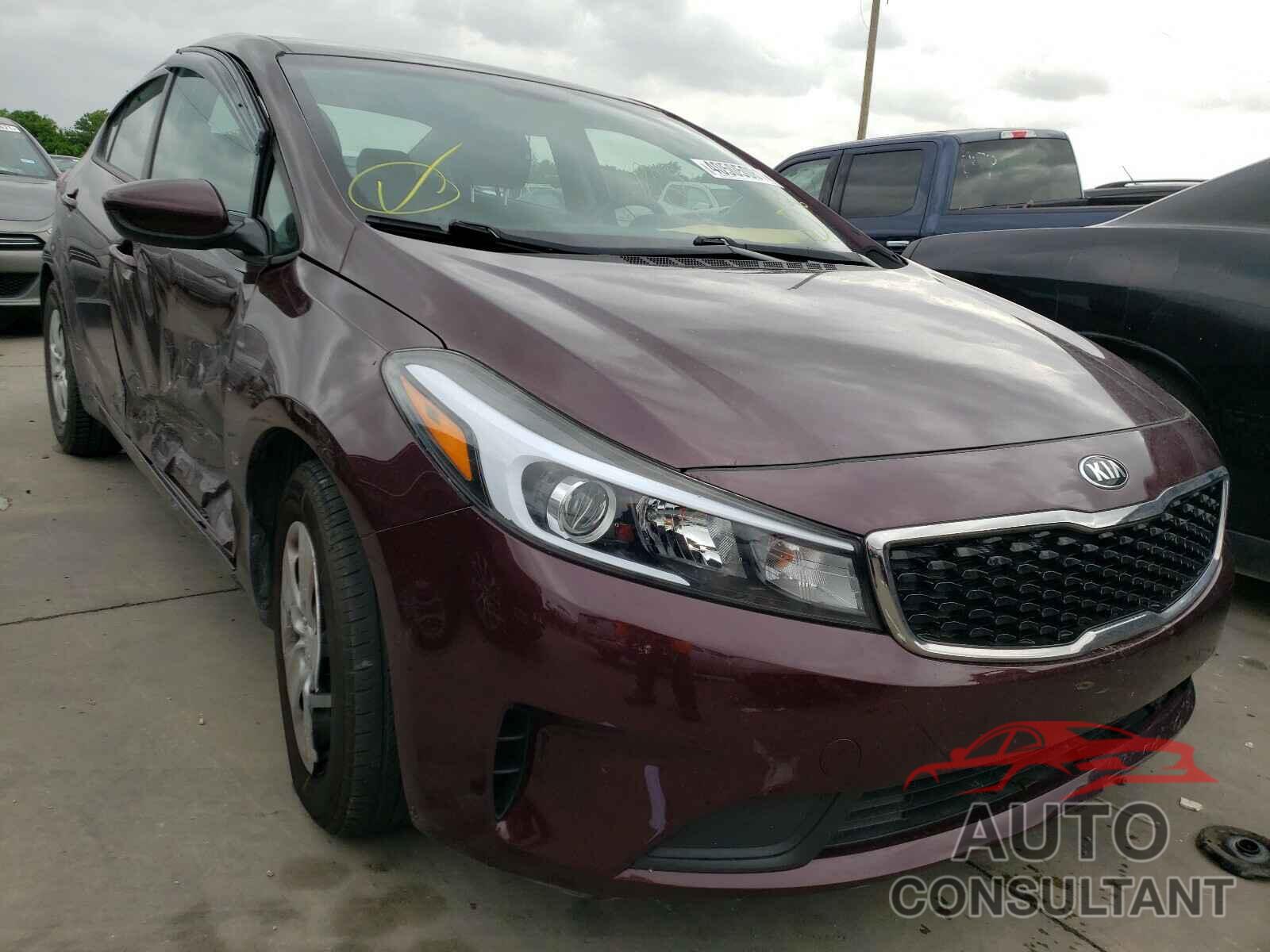 KIA FORTE 2018 - 3KPFK4A74JE239602