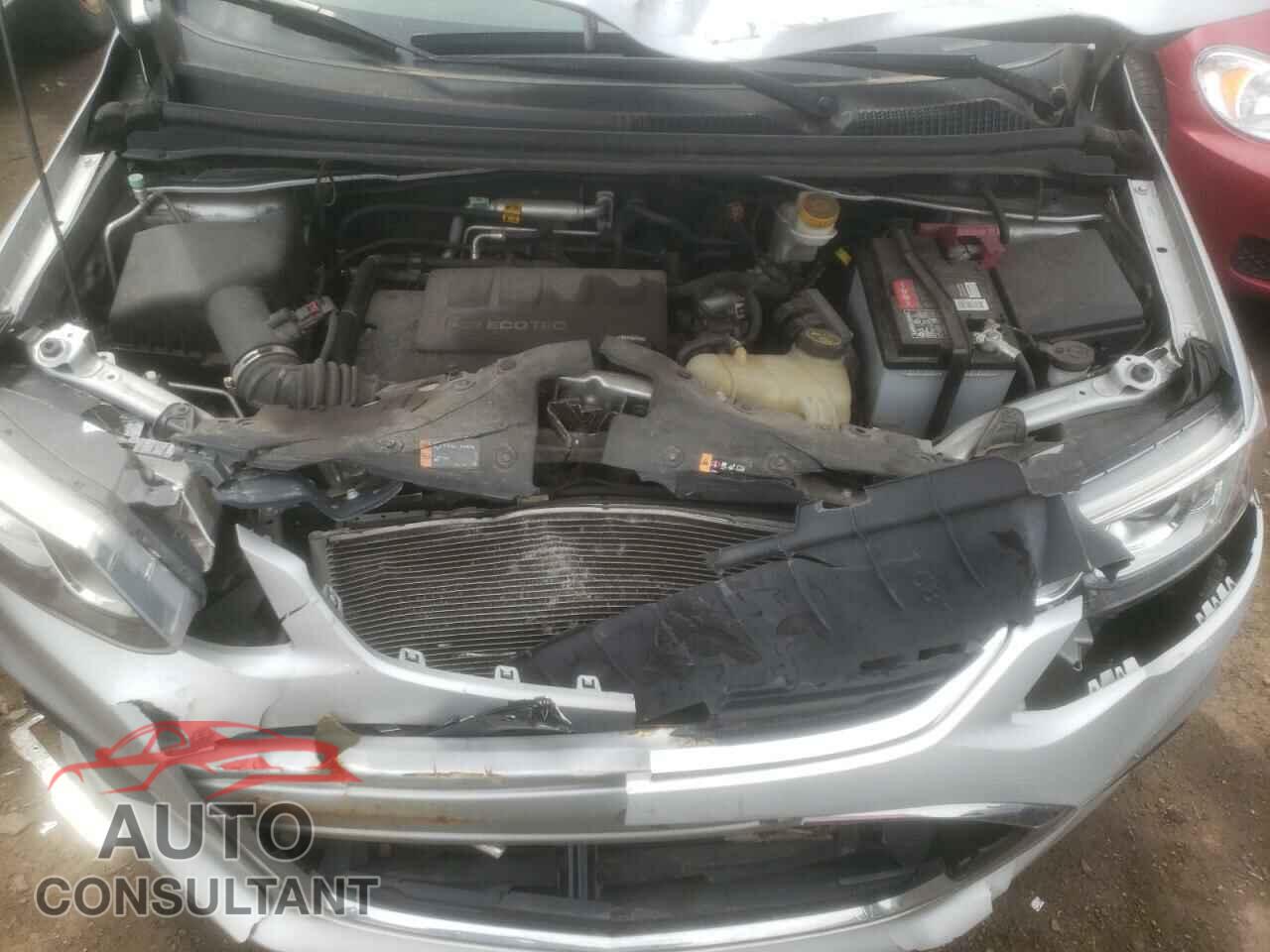 CHEVROLET SONIC 2018 - 1G1JF5SB3J4139878