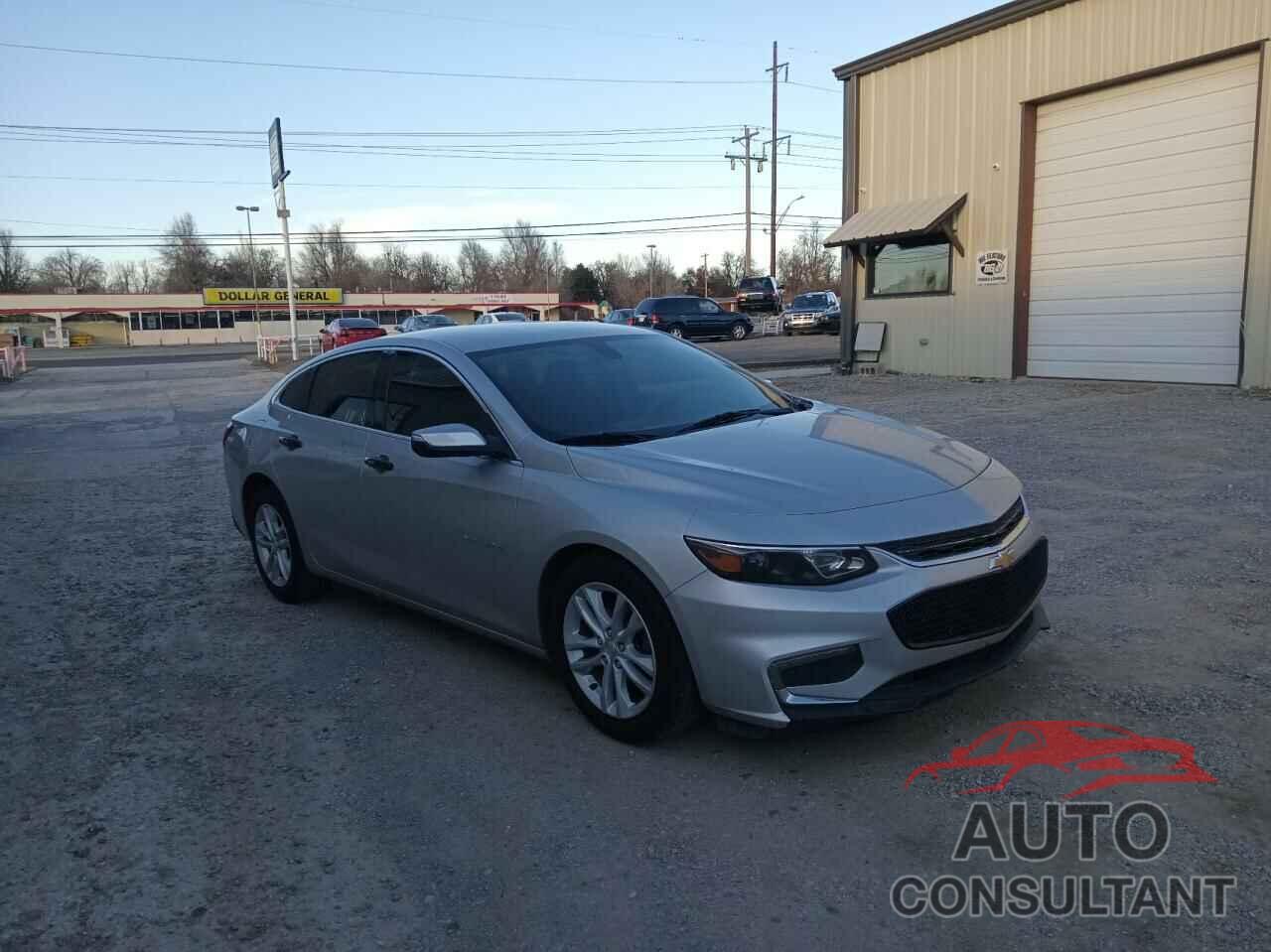 CHEVROLET MALIBU 2018 - 1G1ZD5ST8JF241781